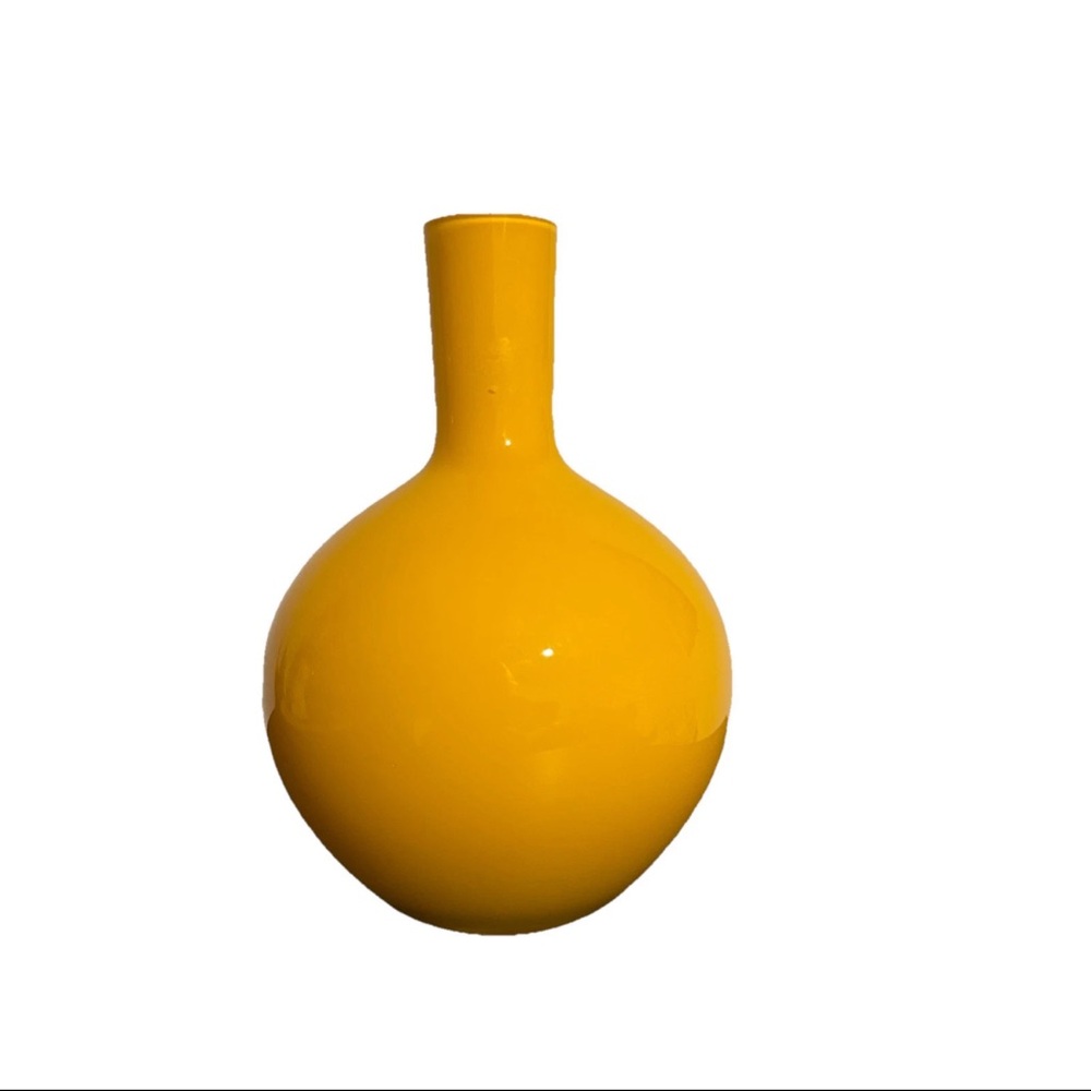 Crate and barrel marigold color flower vase excellent condition